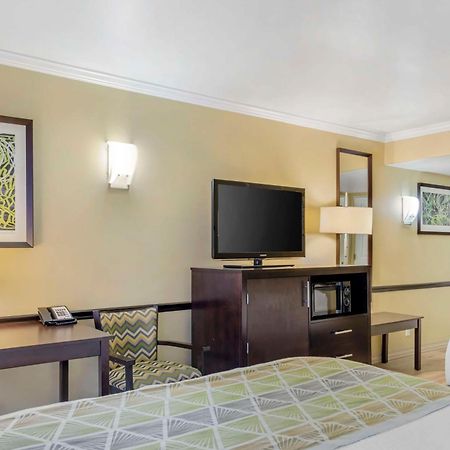 Best Western Canoga Park Motor Inn Los Angeles Bagian luar foto